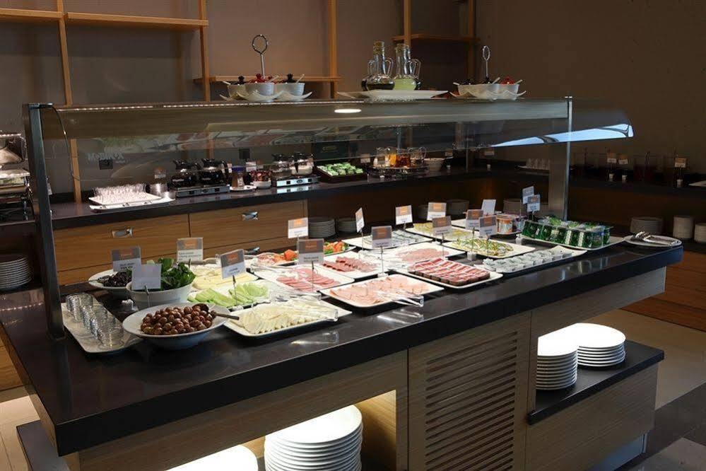 马尼萨西智选假日酒店 外观 照片